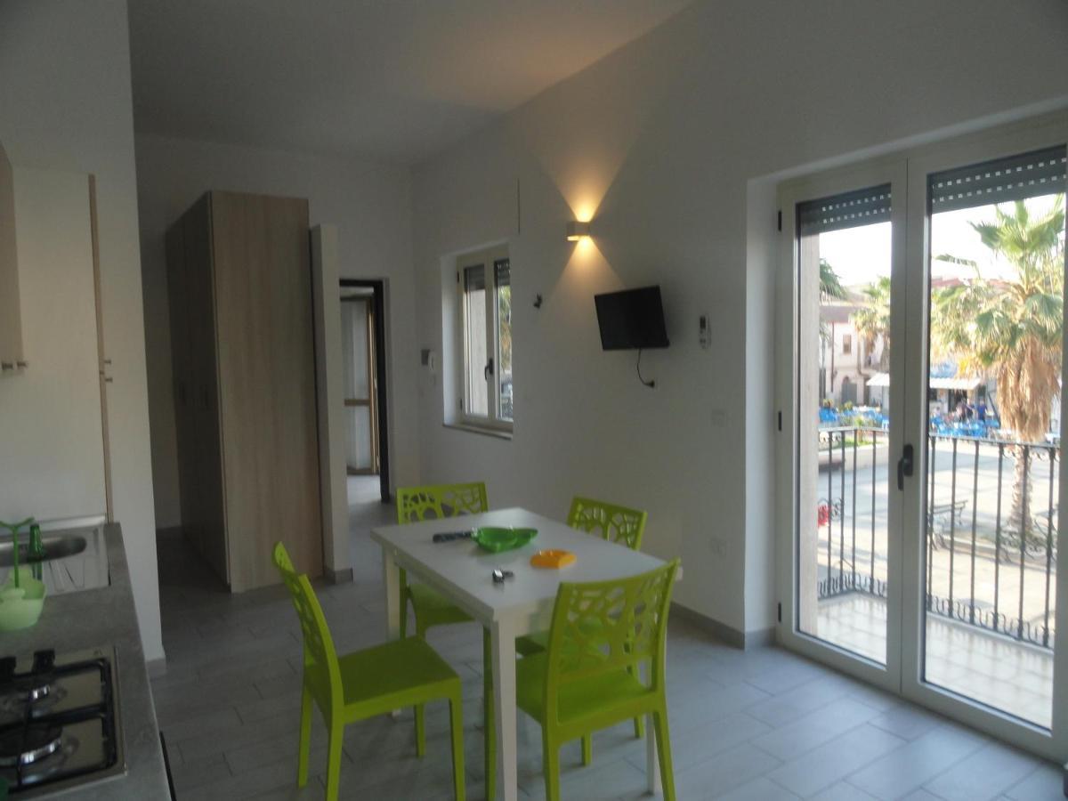 A' Piazzetta Appartamenti Marina di Schiavonea Luaran gambar