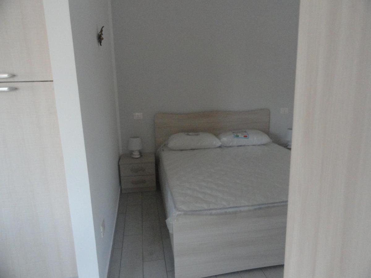 A' Piazzetta Appartamenti Marina di Schiavonea Luaran gambar